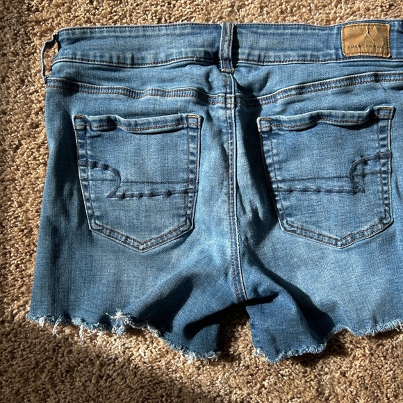American Eagle Outfitters Light Blue Jean Shorts - Picture 2 of 4